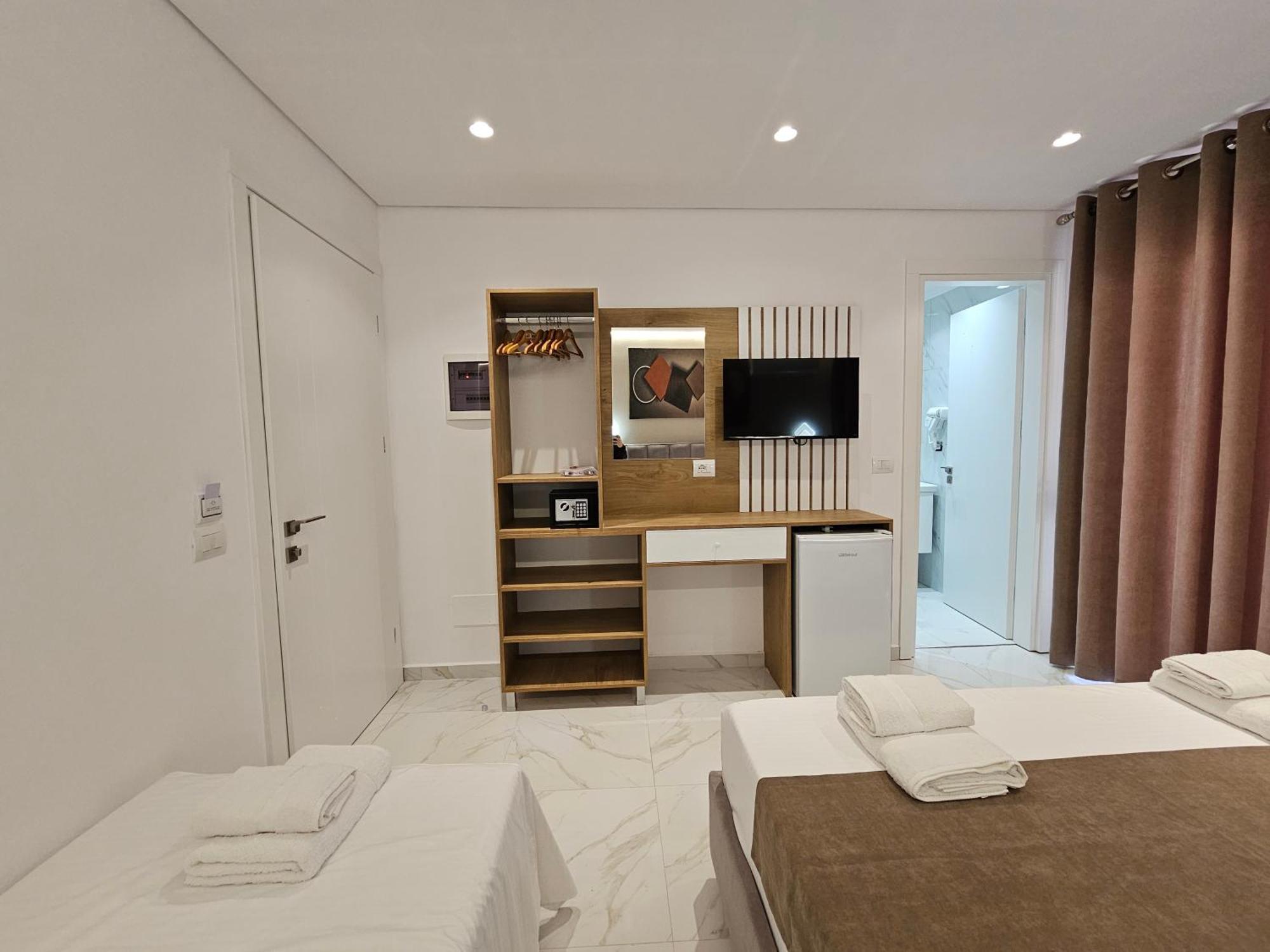 Apartments Veliaj 사밀 외부 사진
