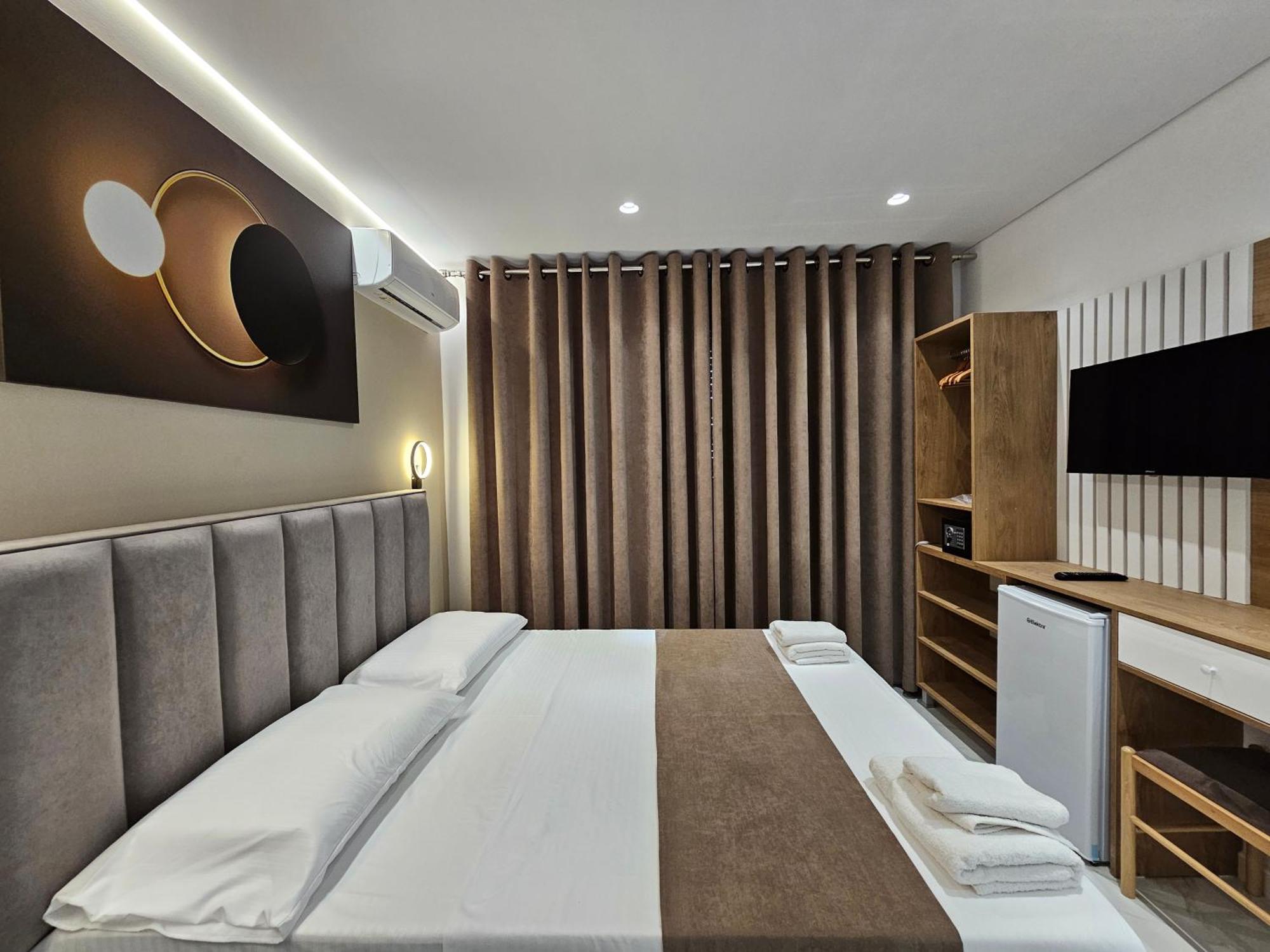 Apartments Veliaj 사밀 외부 사진
