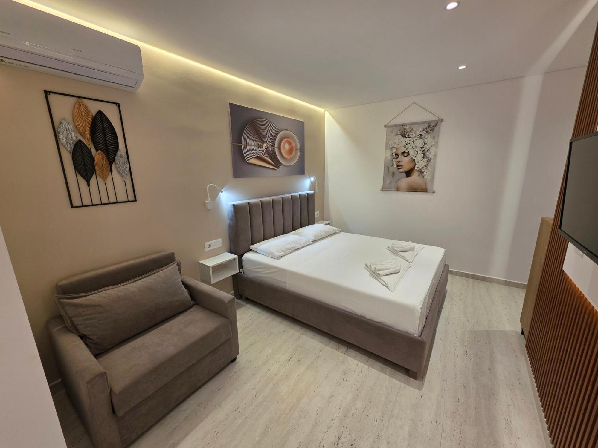 Apartments Veliaj 사밀 외부 사진